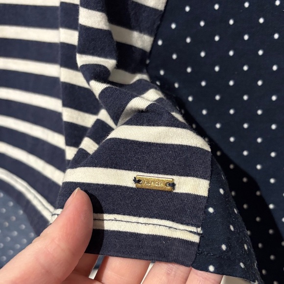 🎉4/30$🎉 Tommy Hilfiger Navy and White Striped Tank Top - Picture 3 of 5